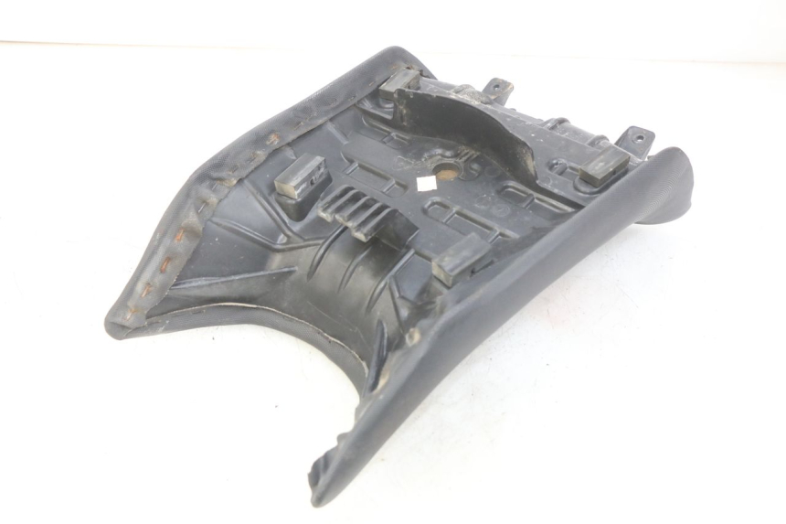 photo de ASIENTO DELANTERO SYM WOLF SB 125 (2011 - 2018) - Primer plano técnico