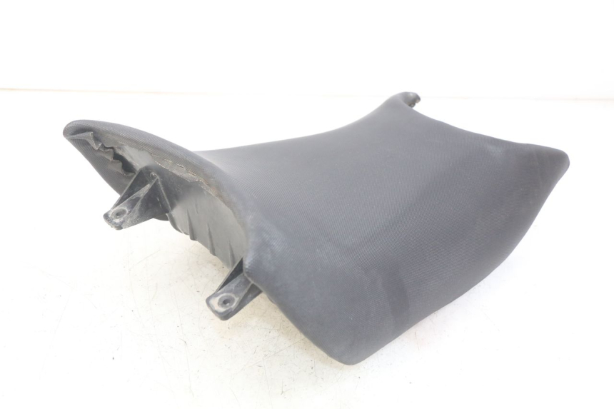photo de ASIENTO DELANTERO SYM WOLF SB 125 (2011 - 2018) - Estado de la superficie y material