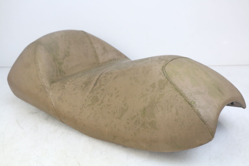 photo de ASIENTO DELANTERO YAMAHA YP MAJESTY 400 (2004 - 2008) - Enfoque en la estructura