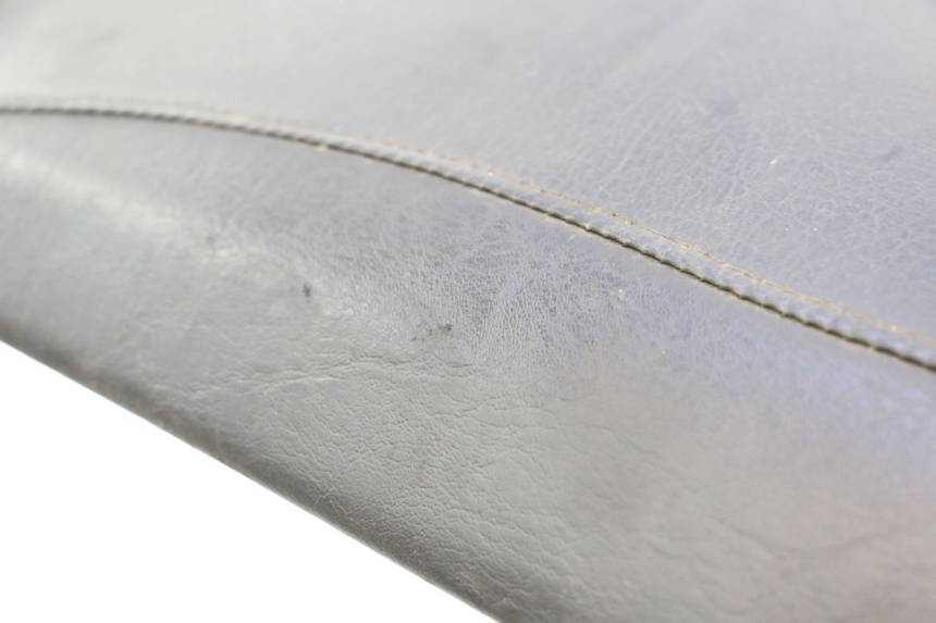 photo de ASIENTO DELANTERO YAMAHA YP MAJESTY 125 (1998 - 2001) - Zoom estado de uso