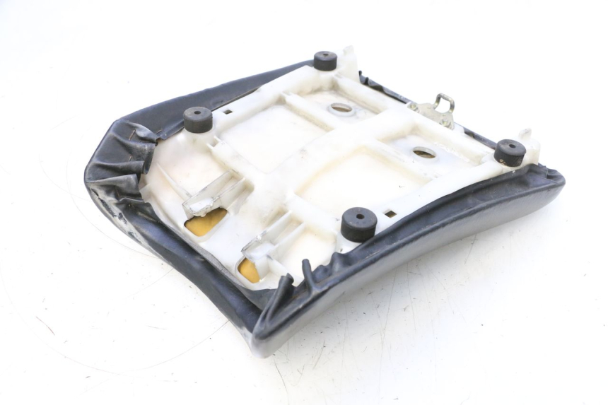photo de ASIENTO DELANTERO YAMAHA YZF R GENESIS 750 (1993 - 1998) - Detalles de los puntos de fijación