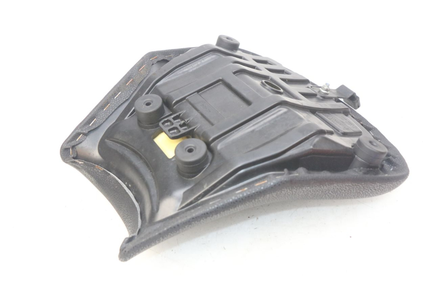 photo de ASIENTO DELANTERO KAWASAKI Z 650 (2016 - 2019) - Detalle de la pieza