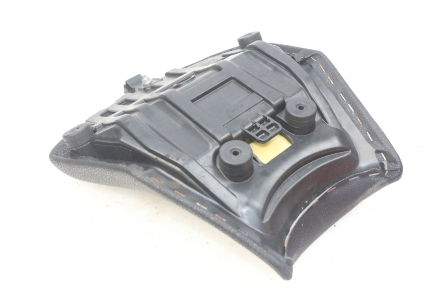 photo de ASIENTO DELANTERO KAWASAKI Z 650 (2016 - 2019) - Zoom estado de uso