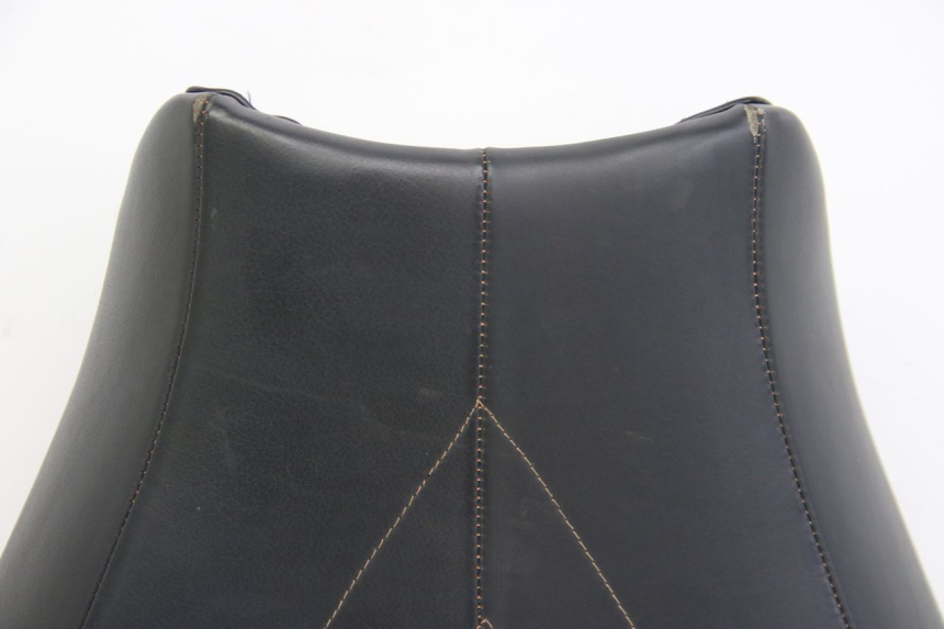 photo de ASIENTO DELANTERO KAWASAKI ZX-6R ZX6R 600 (1995 - 1997) - Detalles de los puntos de fijación