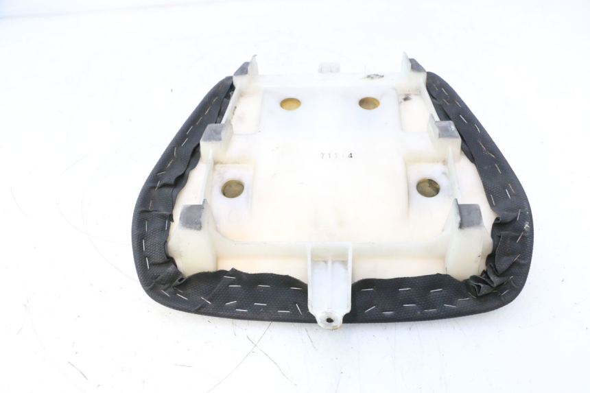 photo de ASIENTO DELANTERO KAWASAKI ZX-6R ZX6R 600 (1995 - 1997) - Primer plano técnico