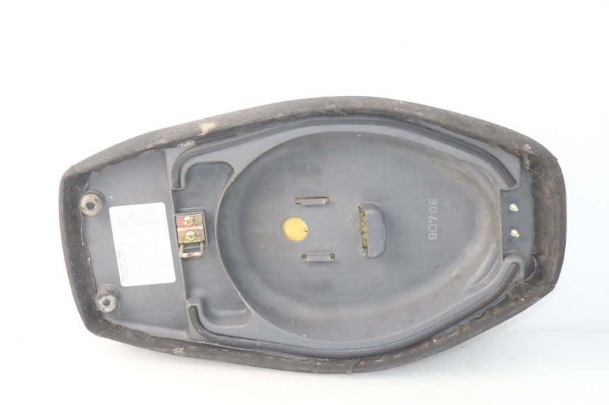 photo de ASIENTO PGO BIG MAX 50 (2001 - 2009) - Zoom sobre los componentes