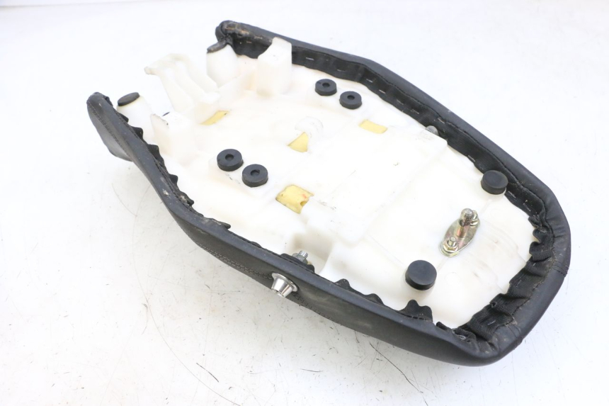 photo de ASIENTO MAG POWER BOMBERS 4T 50 (2016 - 2026) - Estado de la superficie y material