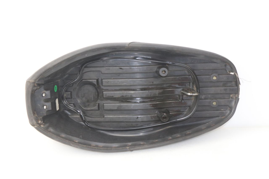 photo de ASIENTO MBK BOOSTER SPIRIT 50 (2004 - 2017) - Características distintivas