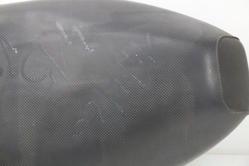 photo de ASIENTO MBK BOOSTER SPIRIT 50 (2004 - 2017) - Detalle de la pieza
