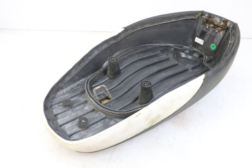 photo de ASIENTO MBK BOOSTER SPIRIT 50 (2004 - 2017) - Primer plano técnico