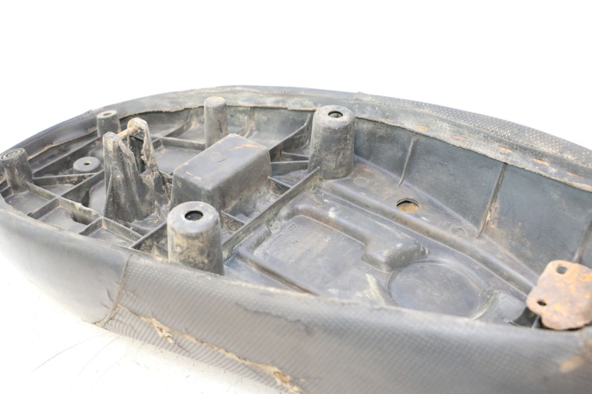 photo de ASIENTO MBK BOOSTER SPIRIT 50 (1999 - 2003) - Detalle de la pieza