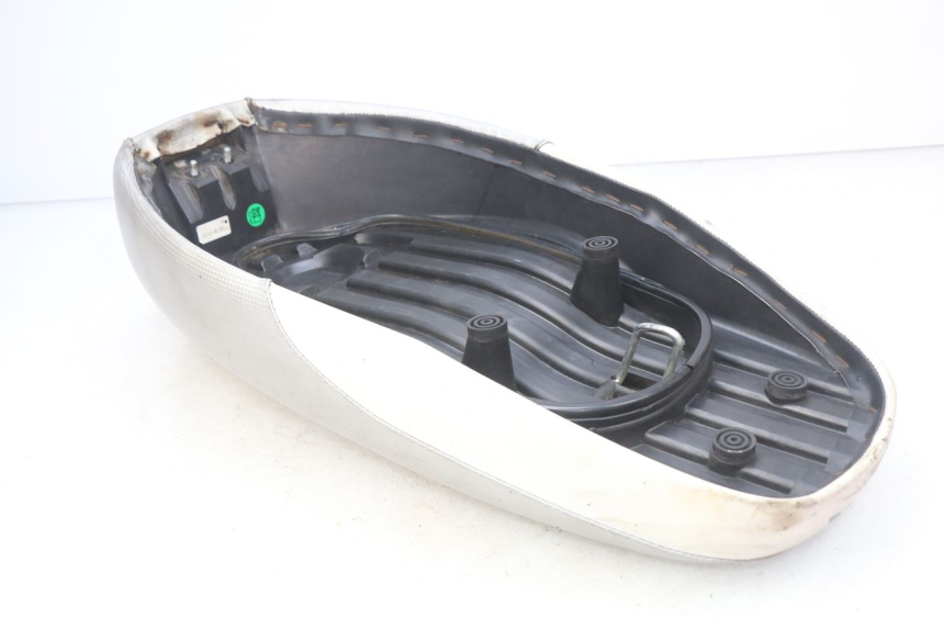 photo de ASIENTO MBK BOOSTER SPIRIT NAKED 50 (2004 - 2017) - Recambio usado revisado