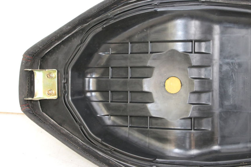 photo de ASIENTO TNT MOTOR BOSTON 4T 50 (2018 - 2025) - Detalles de los puntos de fijación