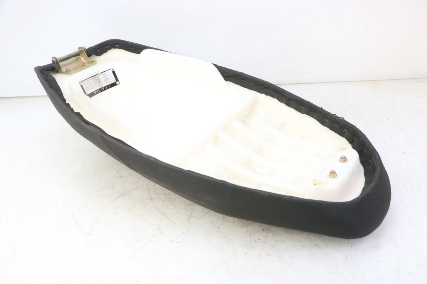 photo de ASIENTO MOTRON BREEZY 4T 50 (2021 - 2025) - Otra perspectiva