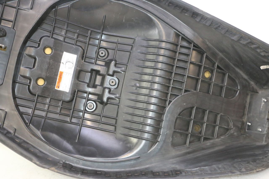 photo de ASIENTO SUZUKI BURGMAN 125 (2007 - 2014) - Foto de producto adicional