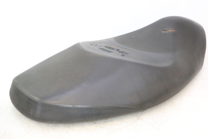 photo de ASIENTO SUZUKI BURGMAN 125 (2007 - 2014) - Estado de la superficie y material