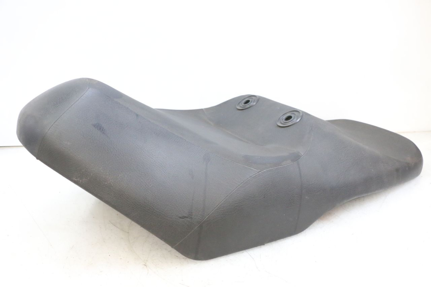 photo de ASIENTO SUZUKI BURGMAN EXECUTIVE ABS 650 (2006 - 2012) - Detalles de los puntos de fijación