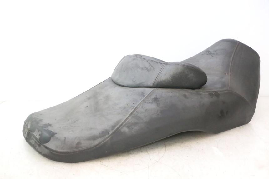 photo de ASIENTO SUZUKI BURGMAN EXECUTIVE ABS 650 (2006 - 2012) - Estado de la superficie y material