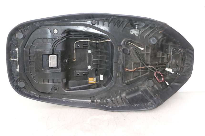 photo de ASIENTO SUZUKI BURGMAN EXECUTIVE ABS 650 (2006 - 2012) - Vista general del producto