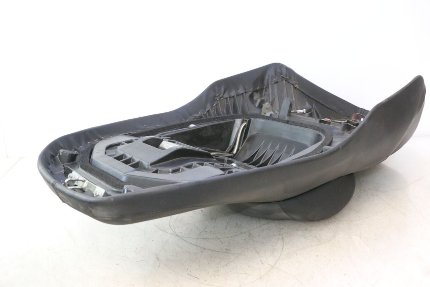 photo de ASIENTO SUZUKI BURGMAN EXECUTIVE ABS 650 (2006 - 2012) - Marcados y referencias originales