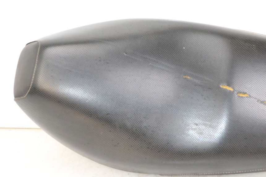 photo de ASIENTO YAMAHA BW'S 50 (2004 - 2017) - Zoom sobre los componentes