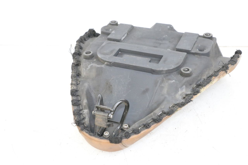 photo de ASIENTO BMW C1 125 (2000 - 2003) - Detalle de la pieza