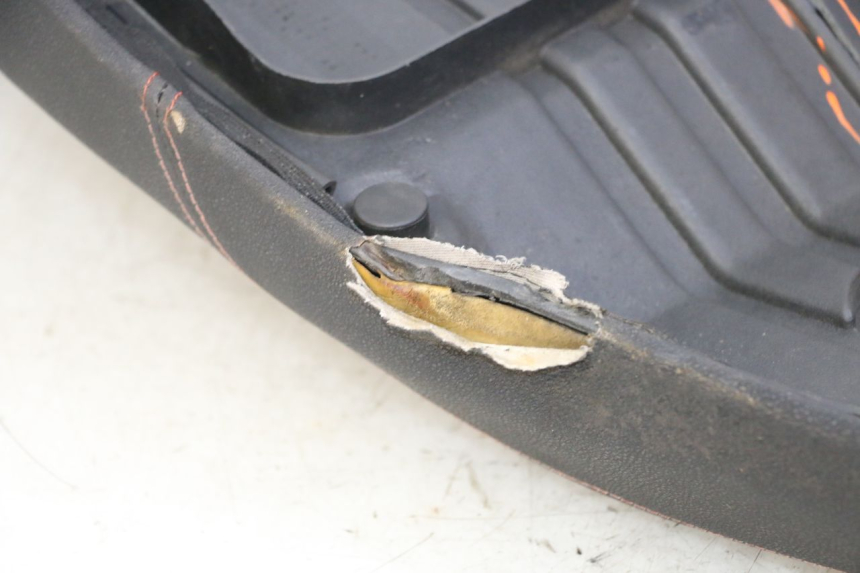 photo de ASIENTO ORCAL CAVARO 4T 50 (2019 - 2023) - Zoom sobre los componentes