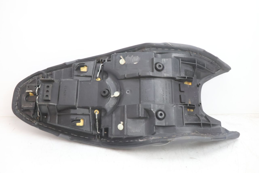 photo de ASIENTO HONDA CB F HORNET 600 (2005 - 2006) - Zoom sobre los componentes