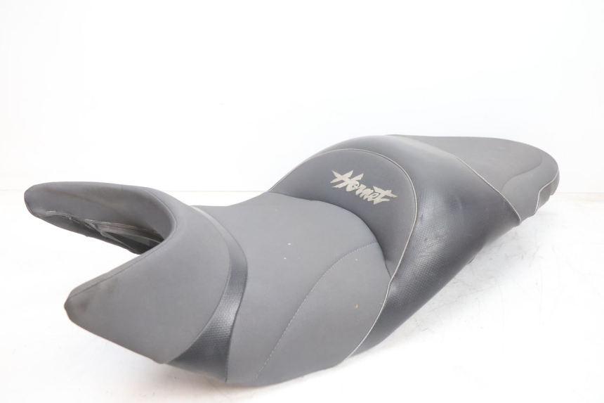 photo de ASIENTO HONDA CB F HORNET 600 (2005 - 2006) - Estado de la superficie y material