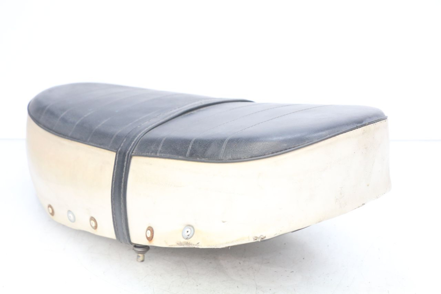 photo de ASIENTO TNT MOTOR CITY 50 (2007 - 2018) - Primer plano de alta resolución