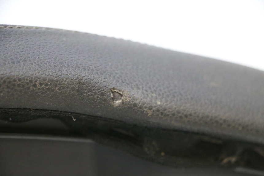 photo de ASIENTO PEUGEOT CITYSTAR 2T 50 (2018 - 2021) - Estado de la superficie y material