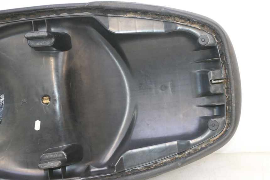 photo de ASIENTO PEUGEOT CITYSTAR 125 (2011 - 2017) - Otra vista del artículo
