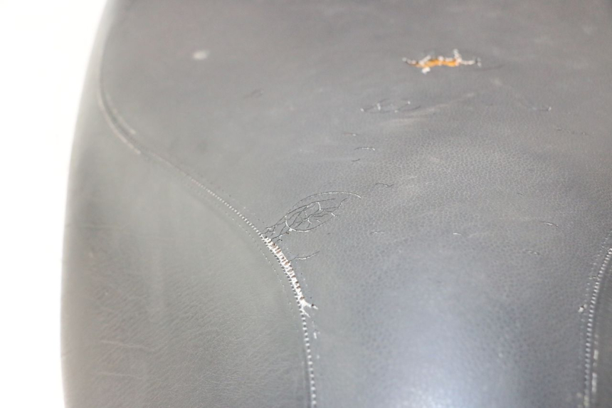photo de ASIENTO PEUGEOT CITYSTAR 125 (2011 - 2017) - Primer plano de alta resolución