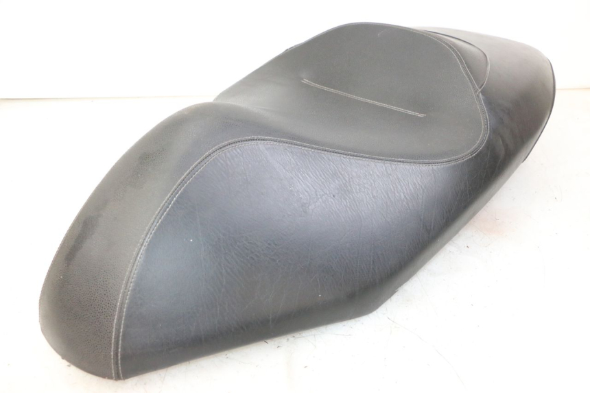 photo de ASIENTO PEUGEOT CITYSTAR 50 (2013 - 2017) - Detalles de los puntos de fijación