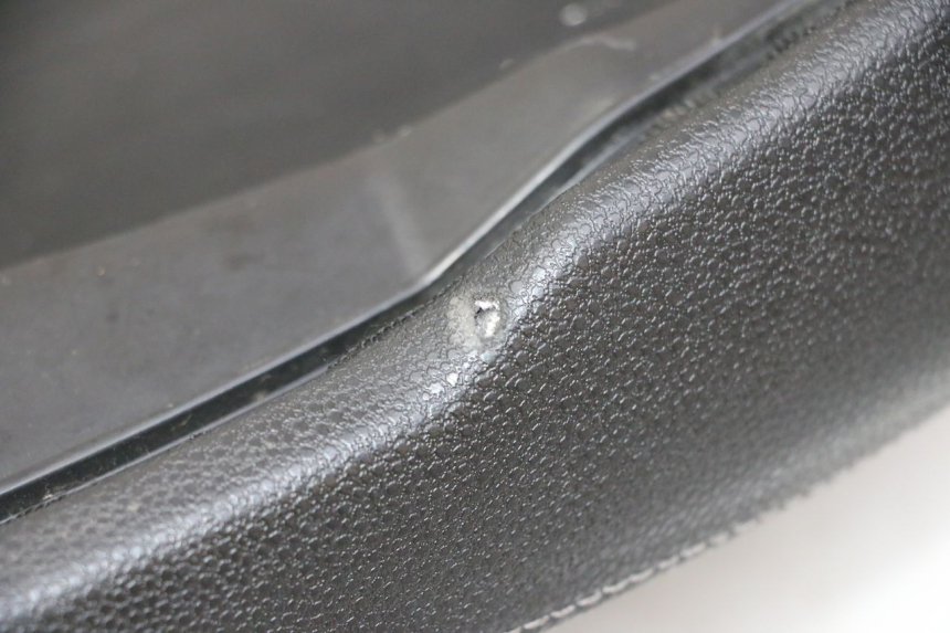 photo de ASIENTO PEUGEOT CITYSTAR 50 (2013 - 2017) - Estado de la superficie y material