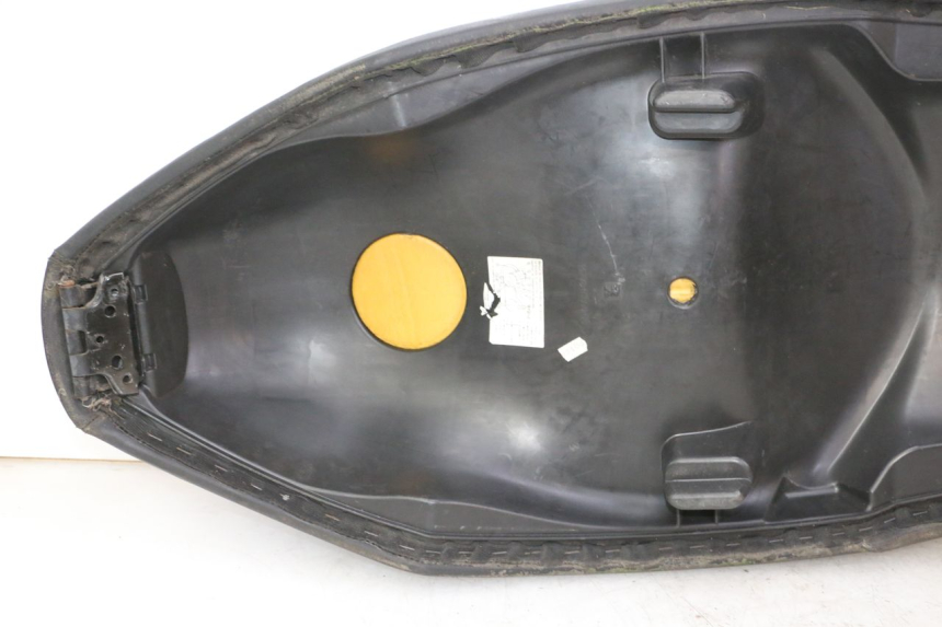 photo de ASIENTO PEUGEOT CITYSTAR 50 (2013 - 2017) - Zoom sobre los componentes