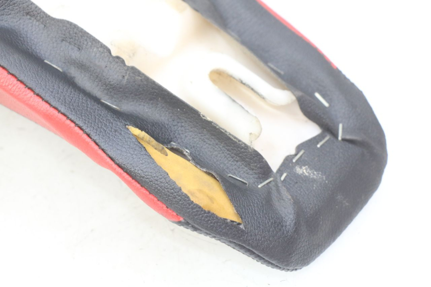 photo de ASIENTO HONDA CRF CR-F 450 (2005 - 2008) - Detalles de los puntos de fijación