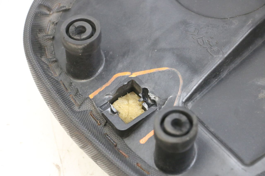 photo de ASIENTO SYM CROX 4T 50 (2016 - 2023) - Marcados y referencias originales