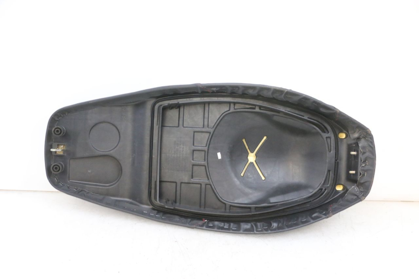 photo de ASIENTO SYM CROX 4T 50 (2016 - 2023) - Zoom sobre los componentes