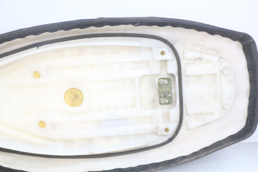 photo de ASIENTO EASY WATTS E-OPAI 1 (2019 - 2024) - Detalles de los puntos de fijación