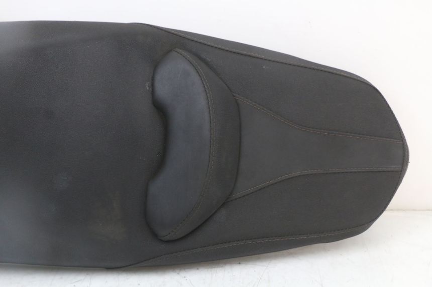 photo de ASIENTO LONGJIA EASY MAX 125 (2020 - 2024) - Primer plano técnico