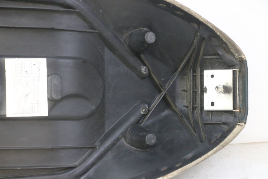 photo de ASIENTO PEUGEOT ELYSEO 125 (1999 - 2004) - Inspección visual detallada