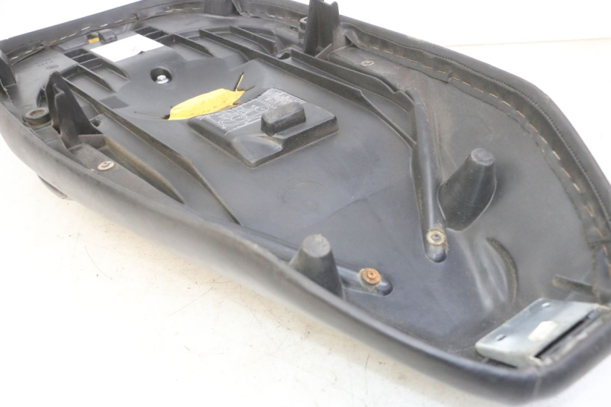 photo de ASIENTO PEUGEOT ELYSTAR 125 (2002 - 2007) - Zoom estado de uso