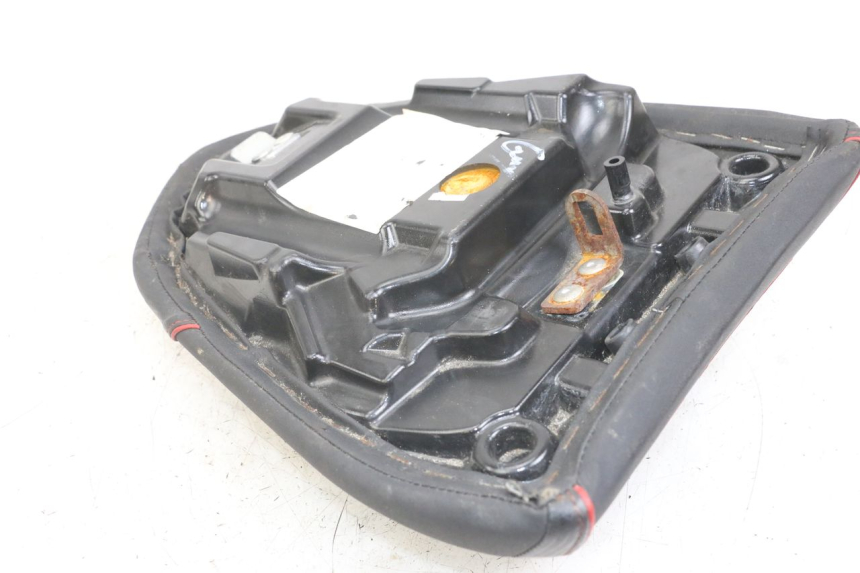 photo de ASIENTO KAWASAKI ER-6 ER6 N 650 (2012 - 2016) - Primer plano técnico