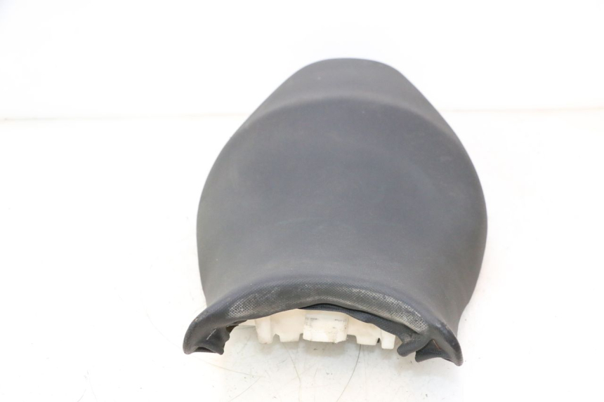 photo de ASIENTO KAWASAKI ER-6 ER6 N 650 (2005 - 2009) - Primer plano de alta resolución