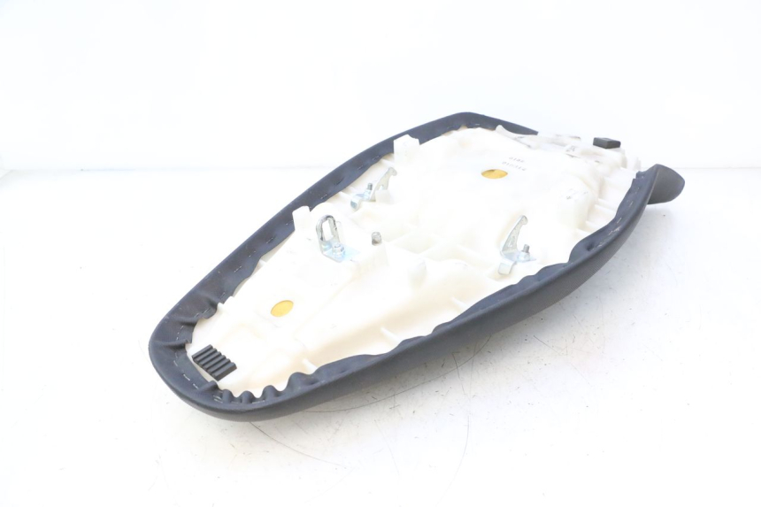photo de ASIENTO KAWASAKI ER-6 ER6 N 650 (2005 - 2009) - Detalles de los puntos de fijación