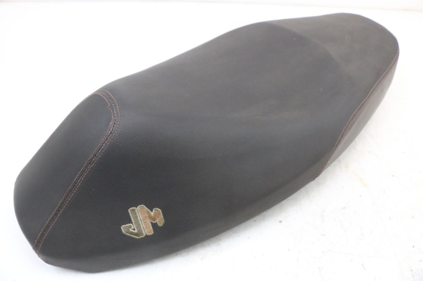 photo de ASIENTO JM MOTORS EVOLIS 4T 50 (2018 - 2022) - Primer plano técnico