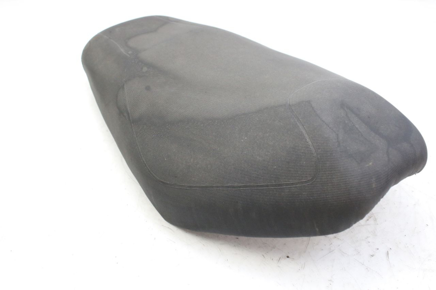 photo de ASIENTO KEEWAY F-ACT FACT 50 (2006 - 2011) - Detalles de los puntos de fijación