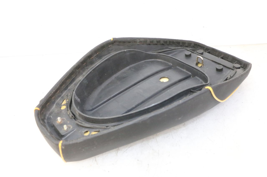 photo de ASIENTO KEEWAY F-ACT FACT 50 (2006 - 2011) - Detalle de la pieza