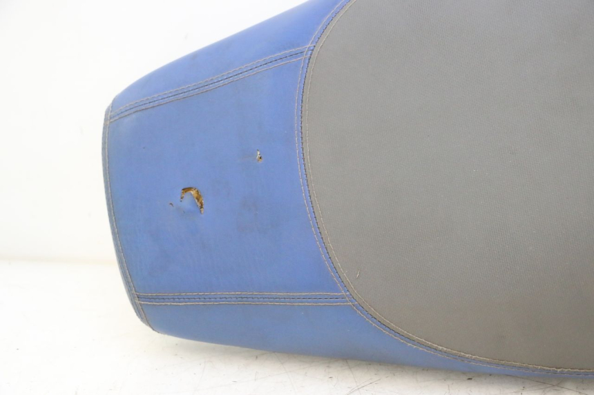 photo de ASIENTO KEEWAY F-ACT NAKED 50 (2009 - 2014) - Primer plano de alta resolución